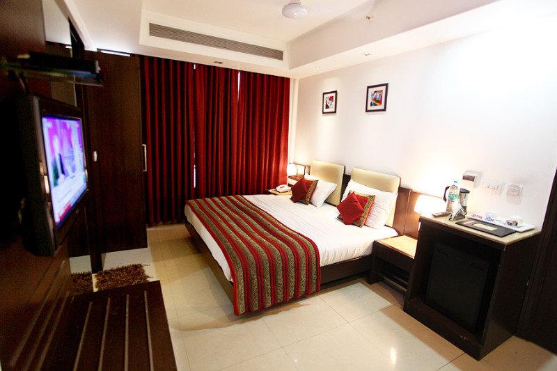 Отель The Prime Balaji Deluxe At New Delhi Railway Station - Free Airport Pickup Номер фото